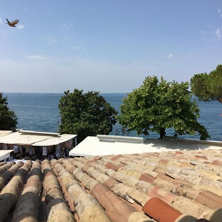 Welcome Traveller Merlo Nero Apartments Garda  Exterior photo